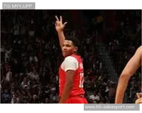 斯波称赞德鲁史密斯场上表现出色影响力无可置疑