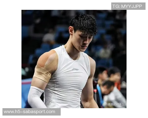 媒体人认为曾凡博不应被特别对待上场时间应适度减少