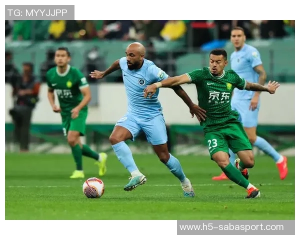 北京国安客场失利深圳新鹏城以2-1逆转获胜中超联赛第27轮精彩回顾