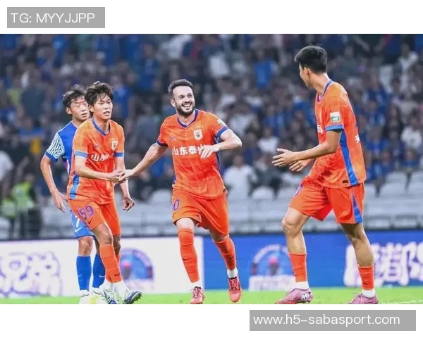 瓦科赛季表现惊艳中超24球5助攻合同到期续约悬念引关注