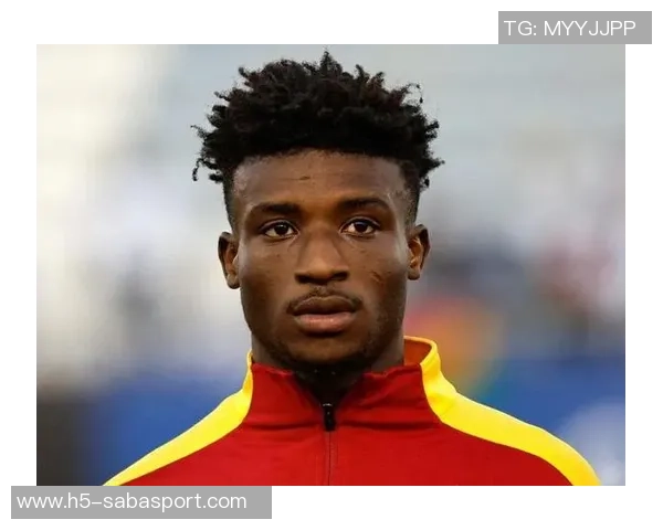 库杜斯赞扬特尔的坚持精神并强调进球对前锋自信心的重要性