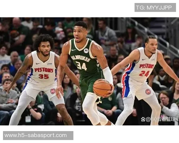 字母哥开局惊艳表现场均36分14板助攻数据令人瞩目