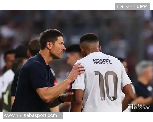 皇马决定继续信任阿隆索球员们全力支持教练不下课 皇马决定继续信任阿隆索球员们全力支持教练不下课